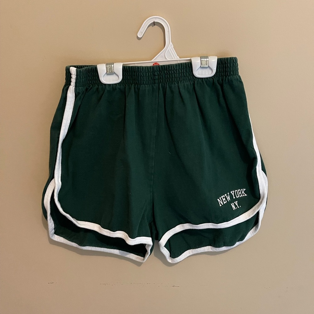 BRANDY MELVILLE Shorts
